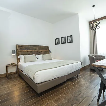 Piccolo Feudo Hotel 3*